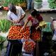 Retail tomato prices drop 22.4% on improved supplies: Govt.